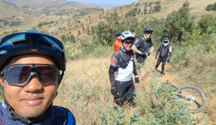 Photo 1 of the Bikemap route "panoramique rn2 nandizakely ambatolampikely  pedro"