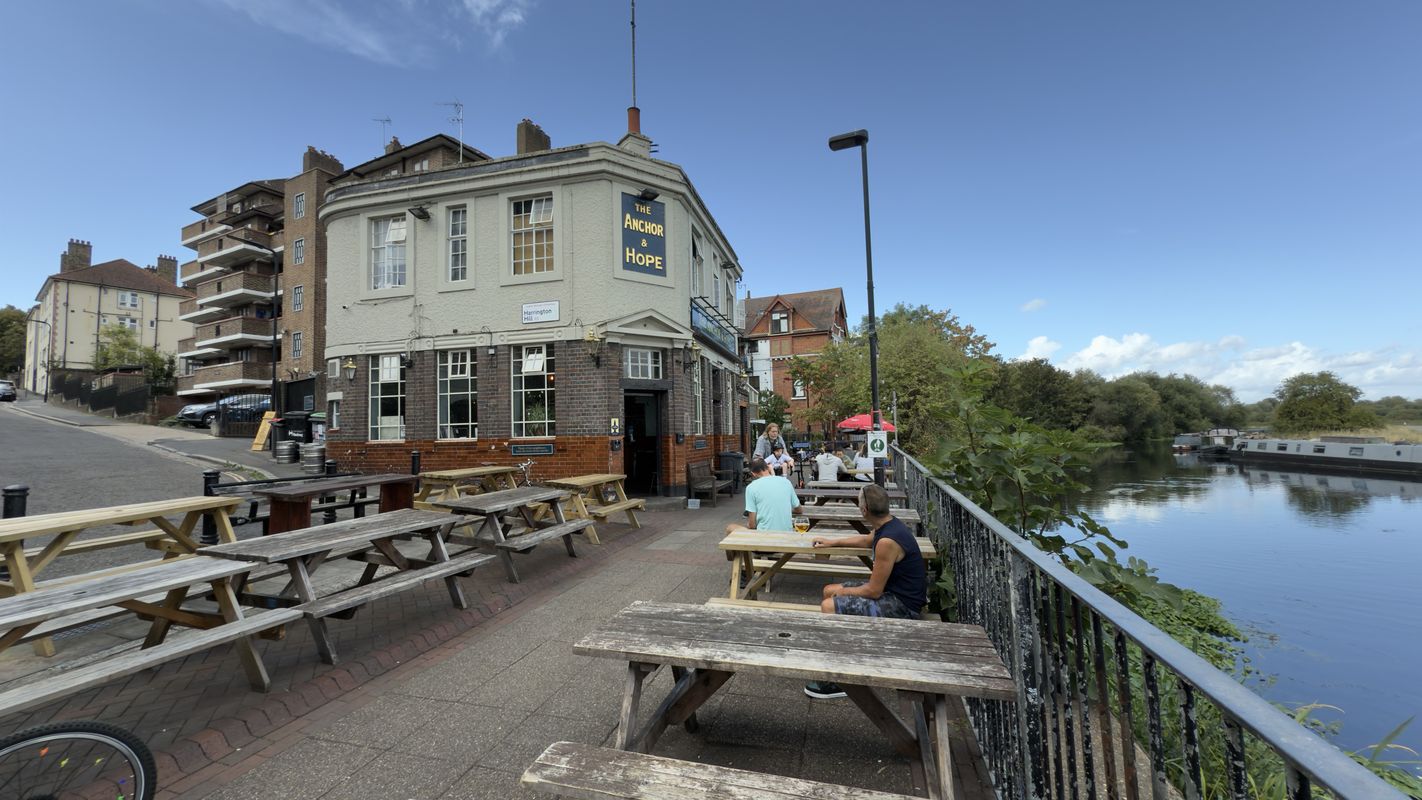 Waltham Forest, London to Wentworth Street, London