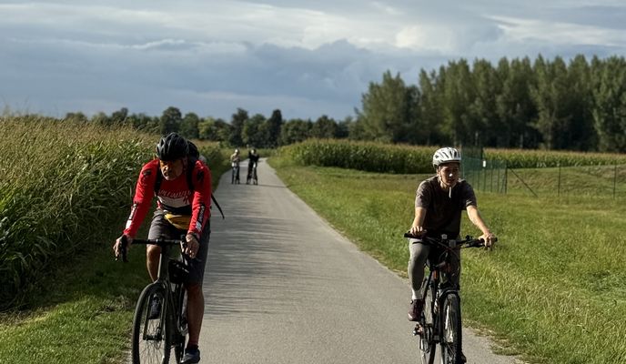 Foto 2 der Bikemap-Route "Hummelstraße, Хайнбург-ан-дер-Донау до Pribinova, Bratislava I"