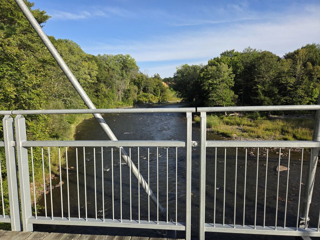 De Rue Monseigneur Forbes à Chemin Saint Michel