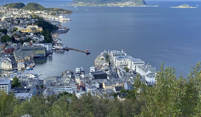 Foto 2 der Bikemap-Route "Sjømannsvegen, Ålesund nach Keiser Wilhelm-gata, Ålesund"