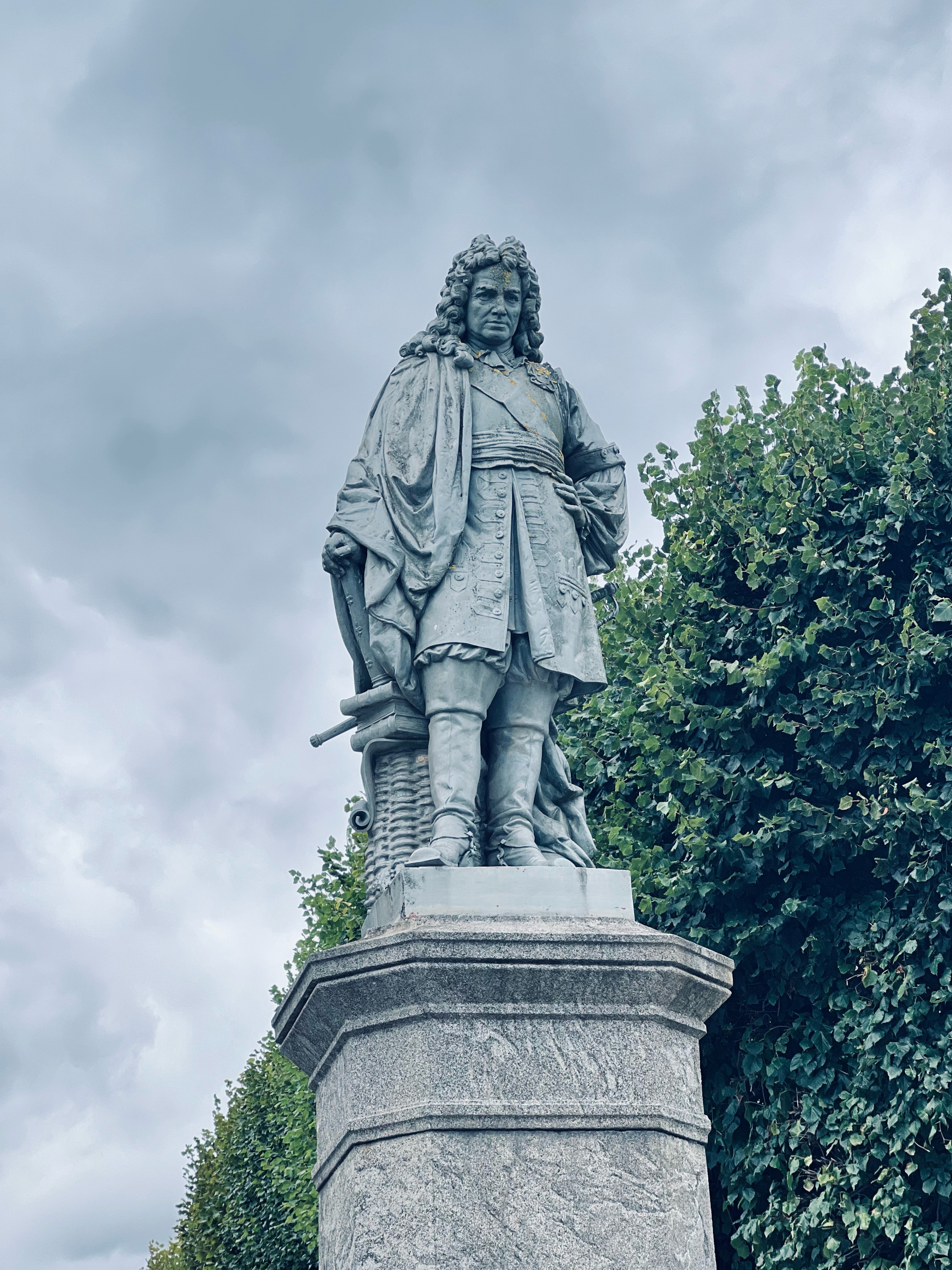Joigny —— Avallon