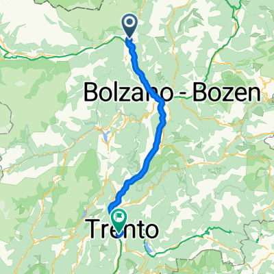 Laubengasse, Meran nach Via Adalberto Libera, Trient