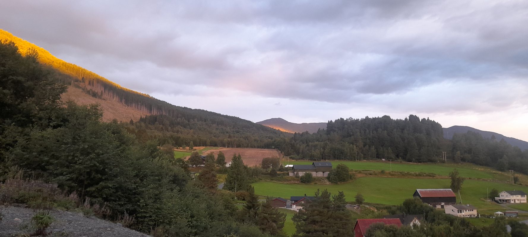 Bygdavegen nach Lievegen