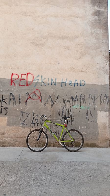 Carretera del Pont de Vilomara to Carrer de la Trieta