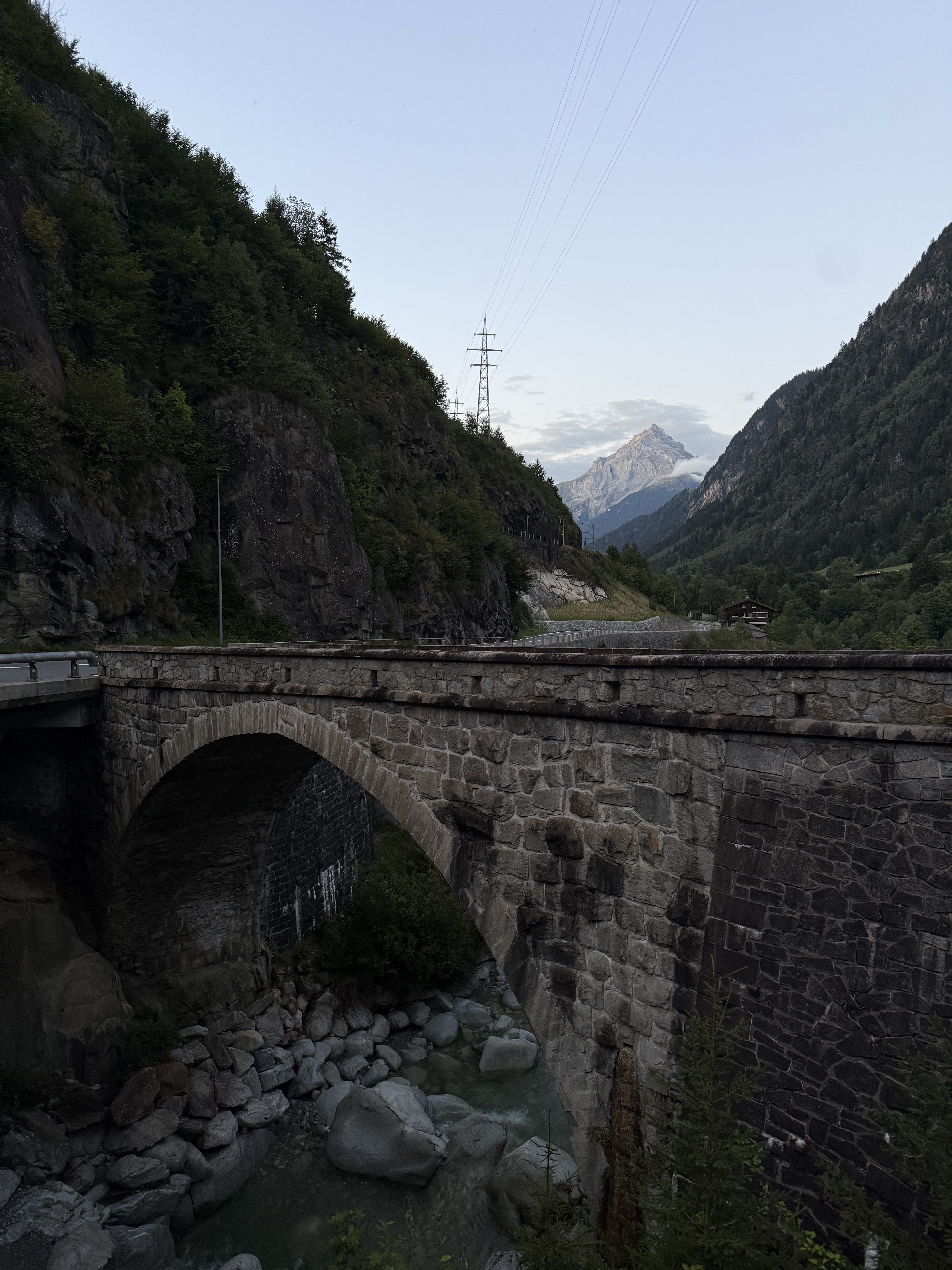Rampe, Sisikon nach Bahnhofplatz, Göschenen