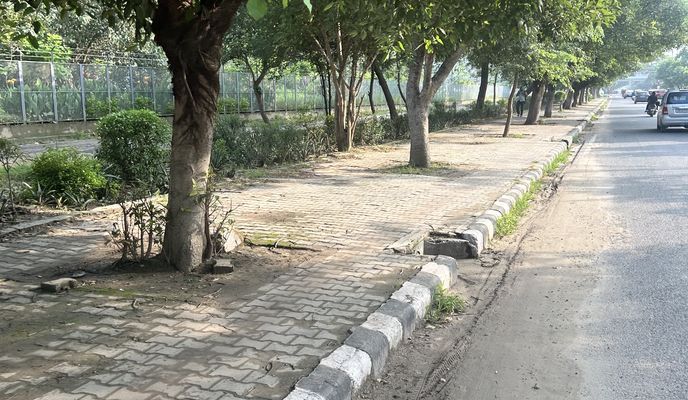 Photo 1 of the Bikemap route "Nishkam Apartment, New Delhi to Nishkam Apartment, New Delhi"