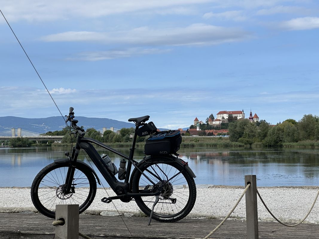 Plečnikova ulica, Maribor to Plečnikova ulica, Maribor