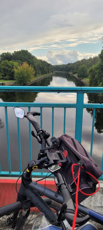 Straße Ohne Straßennamen nach Landwiesenweg