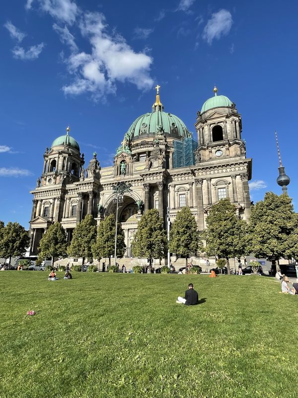 Budapester Straße, Berlin nach Unter den Linden, Berlin