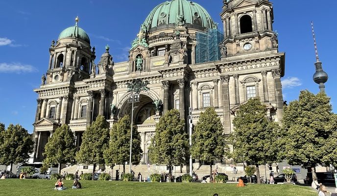 Foto 1 der Bikemap-Route "Budapester Straße, Berlin nach Unter den Linden, Berlin"
