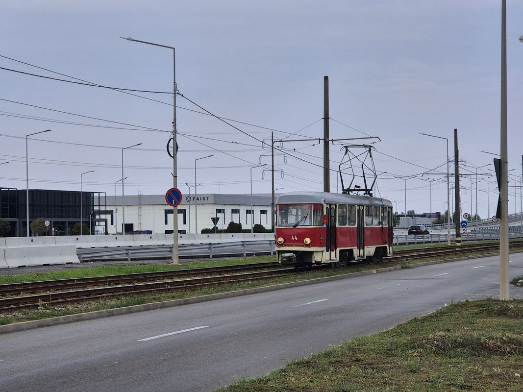 Route from Strada Ștefan Octavian Iosif