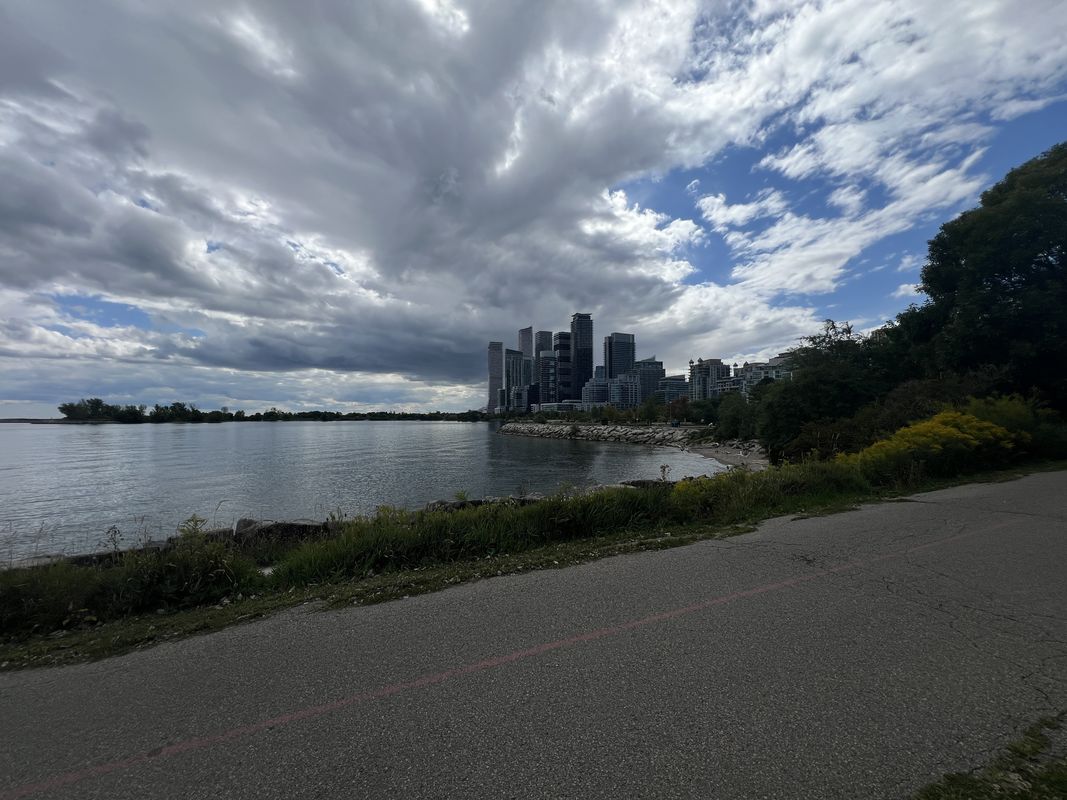 St Johns Pl, Toronto to Sunnyside Ave, Toronto