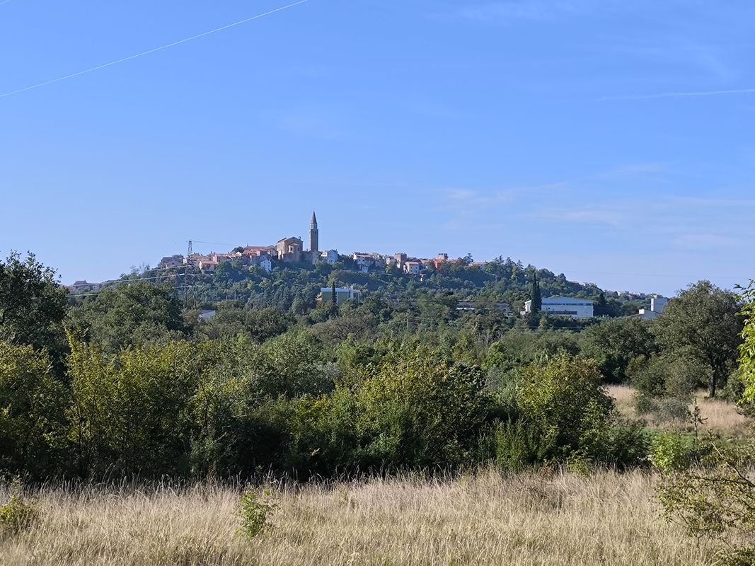 Ulica Svetog Križa 19A nach Istarski Ipsilon