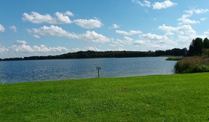 Photo 2 de l’itinéraire Bikemap « Quetziner Straße 72A nach Quetziner Straße 72A » Photo 2 de l’itinéraire Bikemap « Quetziner Straße 72A nach Quetziner Straße 72A »