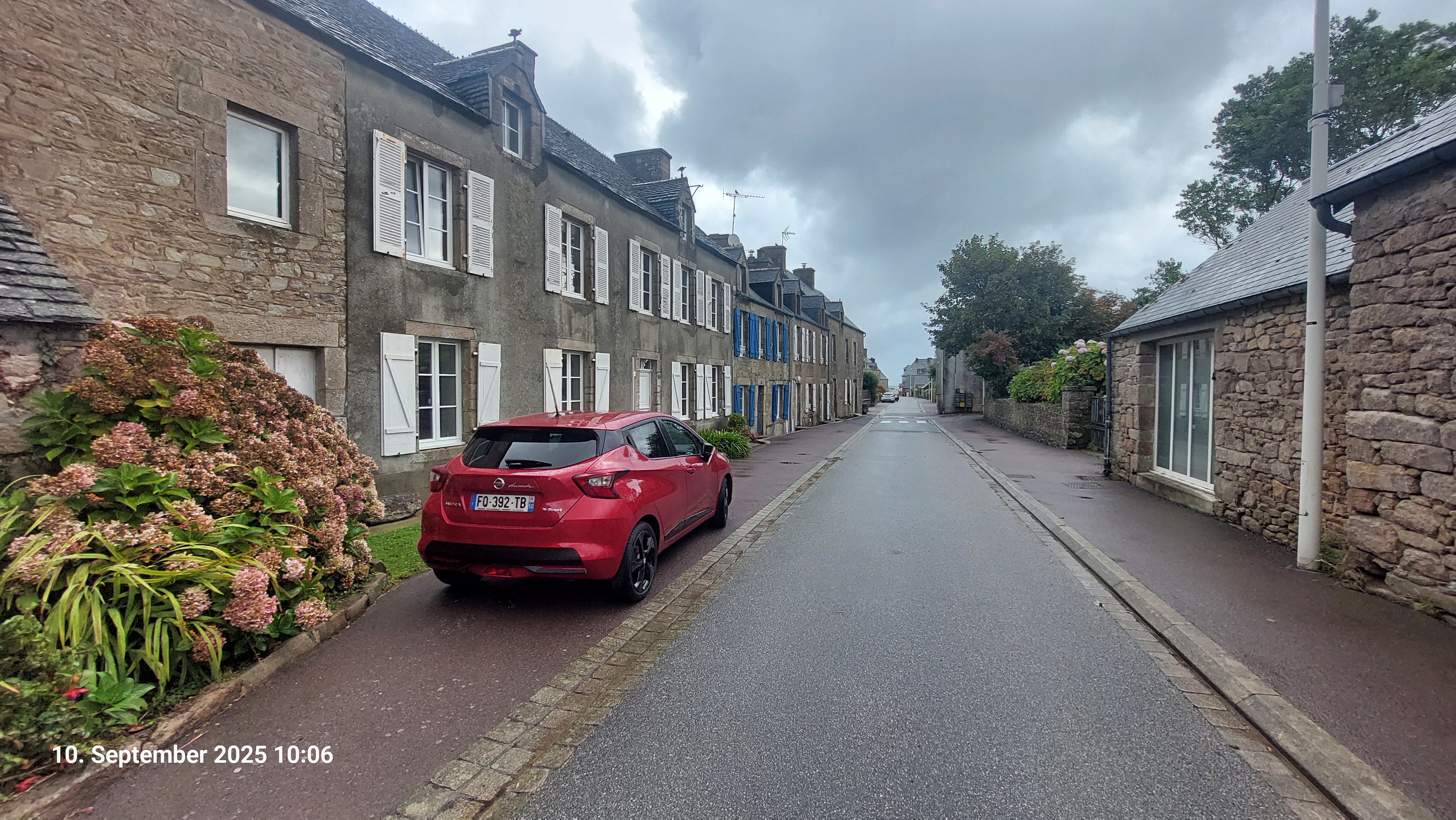 Rue de la Jonquiere nach Rue de la Jonquiere