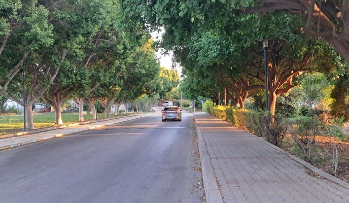 Foto 1 der Bikemap-Route "237. Sokak No:2/4 to 237. Sokak No:2/4" Foto 1 der Bikemap-Route "237. Sokak No:2/4 to 237. Sokak No:2/4"