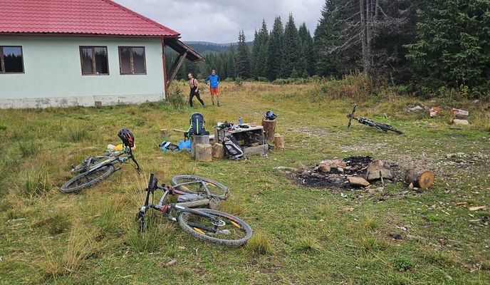 Photo 1 de l’itinéraire Bikemap « paltinis- tău bistra »