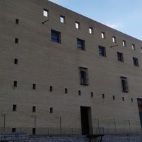 De Carrer Periodista Azzati a Carrer Cózar