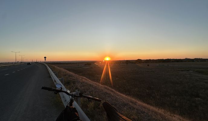 Photo 2 of the Bikemap route "Старі Кодаки to Олександра Галича вулиця, Дніпро"