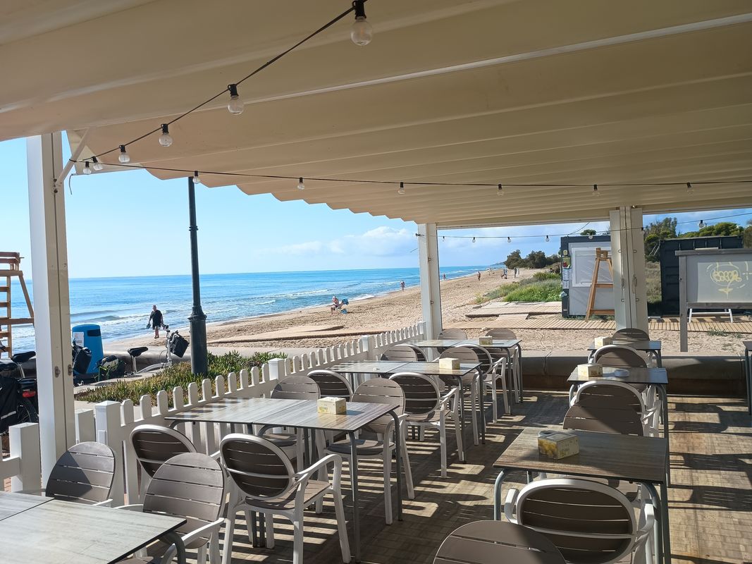 Plaça Poligono naar Plaça Poligono