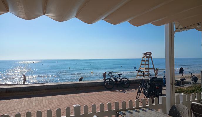 Foto 2 de la ruta de Bikemap "Plaça Poligono naar Plaça Poligono"