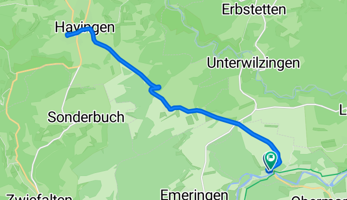 Mit E-Bike und Anhänger und Daisy zur Tierärztin. Chippen und impfen.