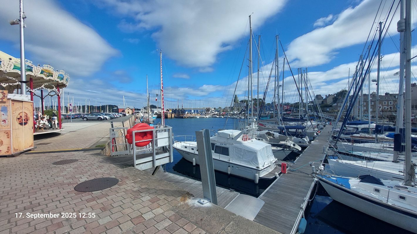 Quai Armand Dayot nach Rue de Cruckin