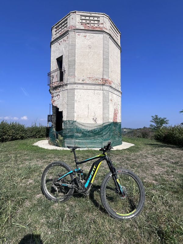 Giro alla Torre del Tuiron