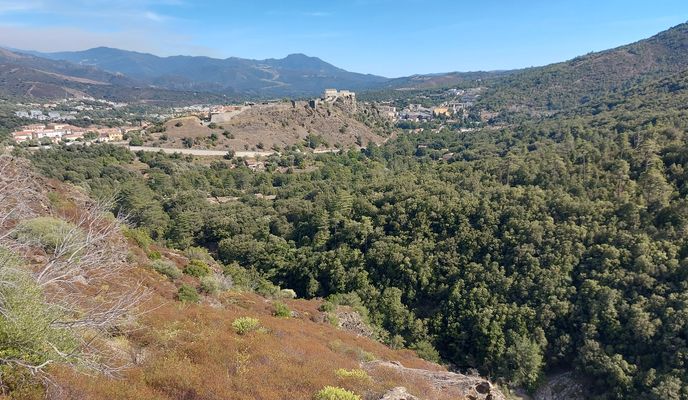 Foto 2 der Bikemap-Route "Place Paoli nach 844H+JP" Foto 2 der Bikemap-Route "Place Paoli nach 844H+JP"