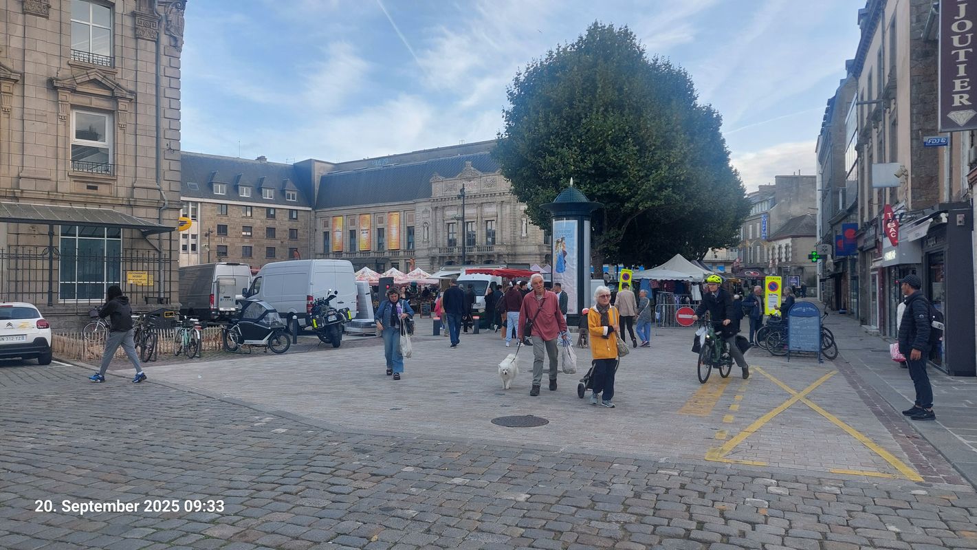 Rue Jean Métairie nach Rue Jean Métairie