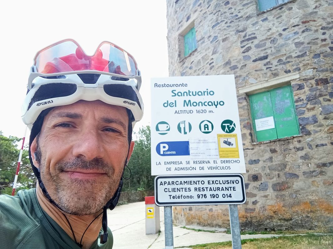 ASCENSO AL MONCAYO (por Tarazona)