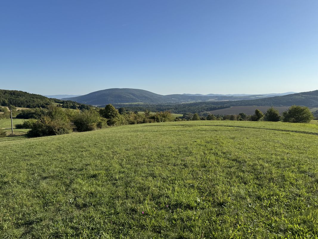 Hrubá Strana, Rybníky, Dolné Srnie