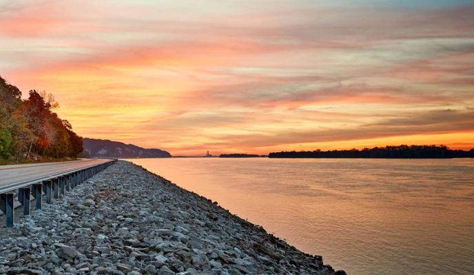 Zdjęcie 2 trasy Bikemap „N Highway 67, Florissant to E Third St, Alton”