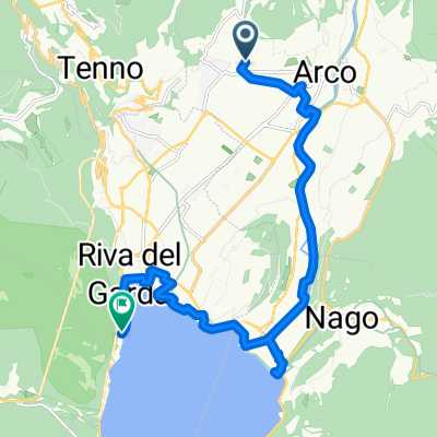 Via Giosuè Carducci, Arco nach Strada del Ponale, Riva del Garda