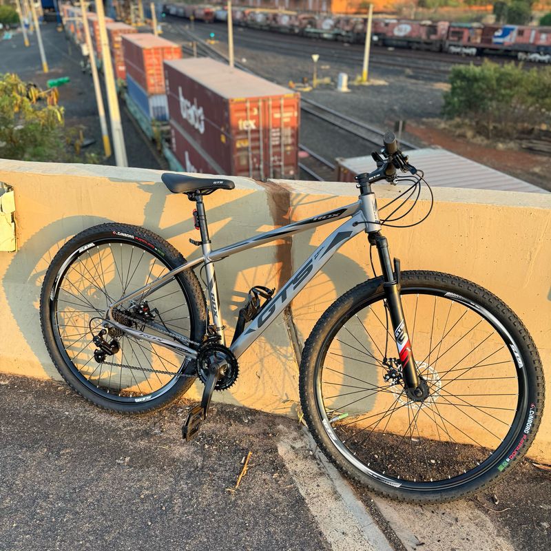 Avenida Francisco Vaz Filho, Araraquara a Rua Orlando Manzeto Pacagnelha, Américo Brasiliense