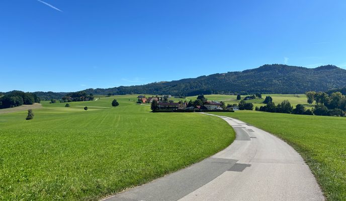 Photo 1 de l’itinéraire Bikemap « Salzburg | große Wallerseerunde »