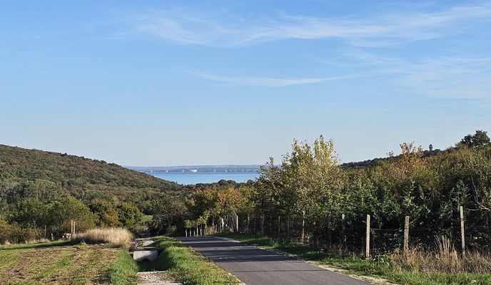 Zdjęcie 1 trasy Bikemap „Márkó -Alsóörs - Márkó”