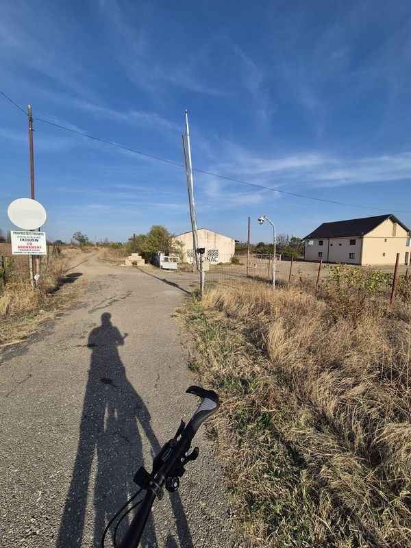 Izbăsești - biserica Vlascuța-baraj Stolnici - Fâlfani