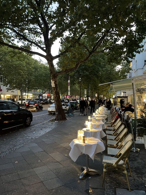 Bleibtreustraße, Berlin nach Bleibtreustraße, Berlin