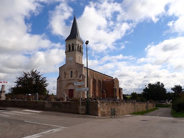 Crêches-sur-Saône/Chaintré to Château-Gaillard