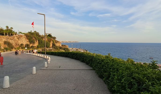 Photo 2 de l’itinéraire Bikemap « Atatürk Bulvarı to Yıl Bulvarı »