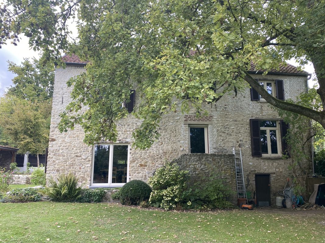 Rue de Genval, La Hulpe à Rue Bourguignon, Chaumont-Gistoux