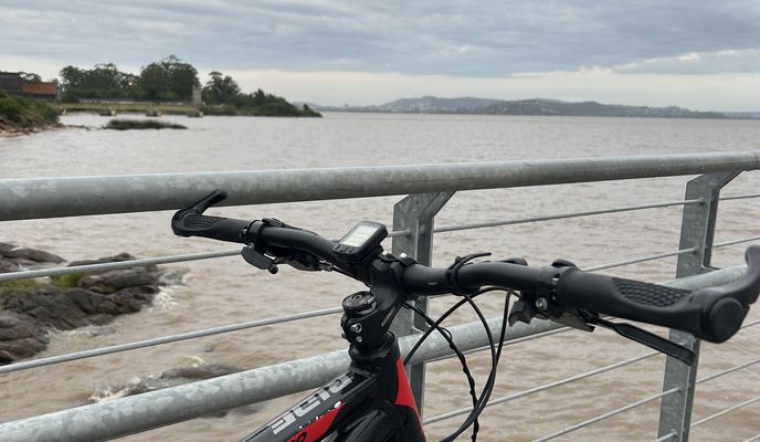 Foto 1 der Bikemap-Route "Rua Waltornilo Hagel Maciel, Guaíba a Rua Waltornilo Hagel Maciel, Guaíba" Foto 1 der Bikemap-Route "Rua Waltornilo Hagel Maciel, Guaíba a Rua Waltornilo Hagel Maciel, Guaíba"