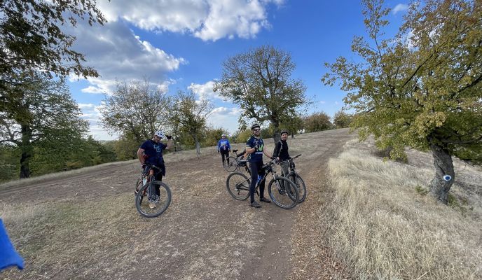 Foto 1 der Bikemap-Route "DJ229F, Frecatei to DJ229F, Frecatei" Foto 1 der Bikemap-Route "DJ229F, Frecatei to DJ229F, Frecatei"