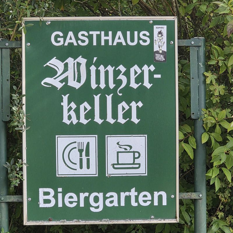 Am Saarufer nach Am Saarufer