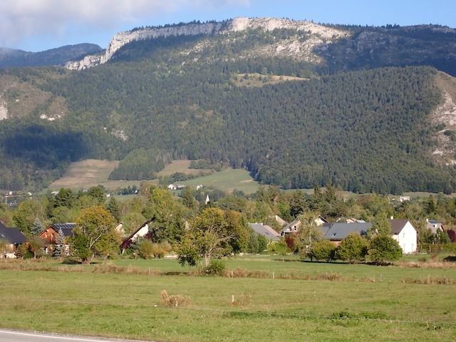 Villard-de-Lans - Circle to Lans-en-Vercors for Shopping