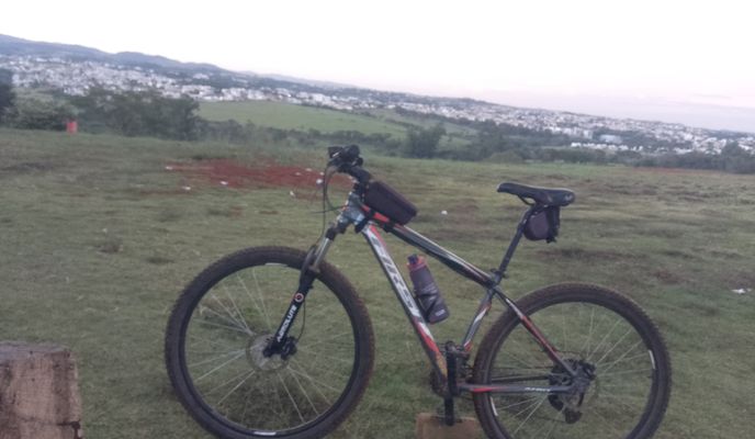 Photo 1 of the Bikemap route "De Alameda das Bromélias a Alameda das Bromélias"