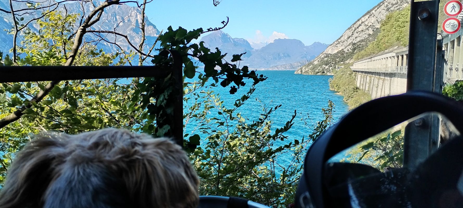 Arco.nach Malcesine Torbole Nago... Arco