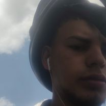 De Rua Cento e Dez 696A a W76F+X5